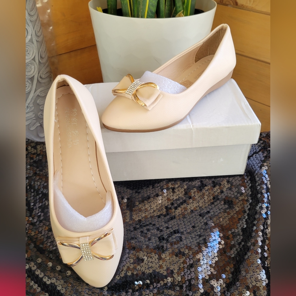 Women's Ballet Flats with Bow